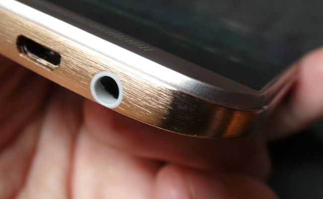 Toma de auriculares del HTC One M9