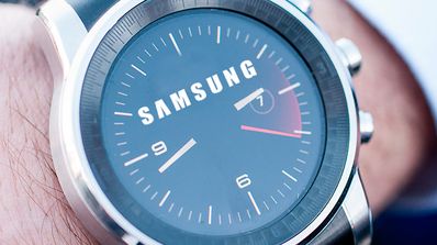 Samsung Gear con esfera circular.