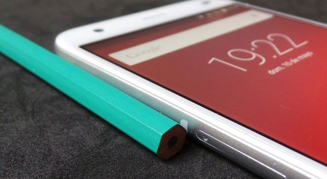 Grosor del ZTE Blade S6