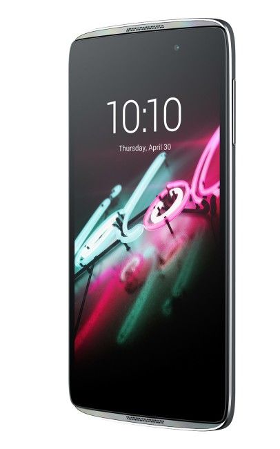 Alcatel One Touch Idol 3 con pantalla de 4.7 pulgadas encendido