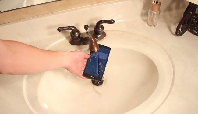 LG G4 en agua