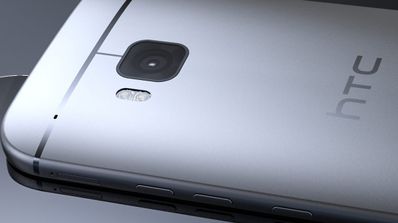HTC One M9+.