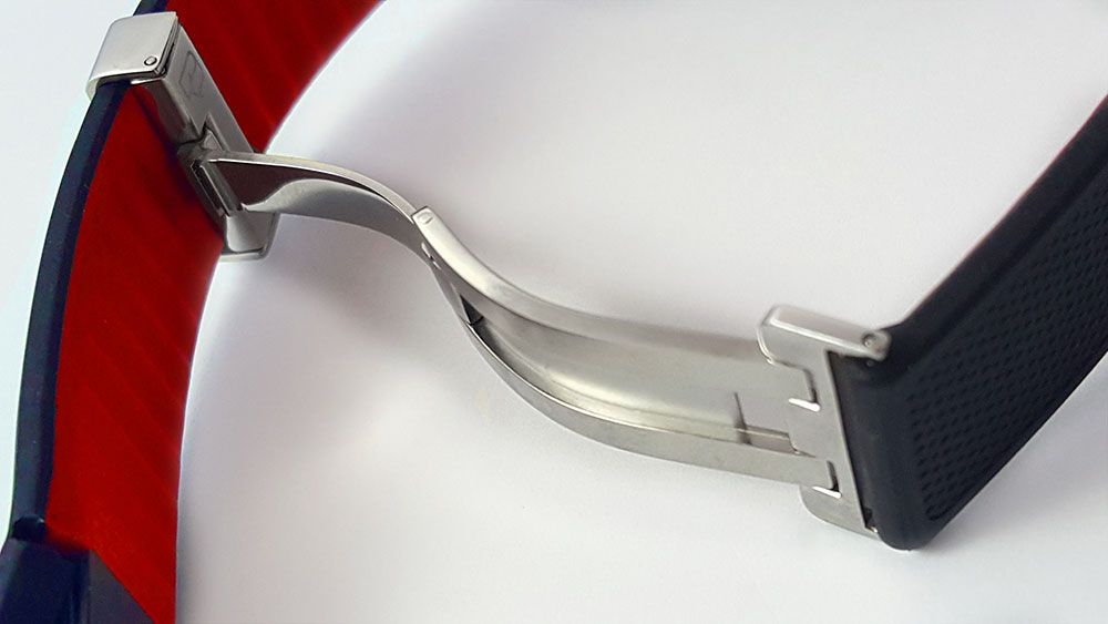 Alcatel Onetouch Watch detalle del cierre de la correa