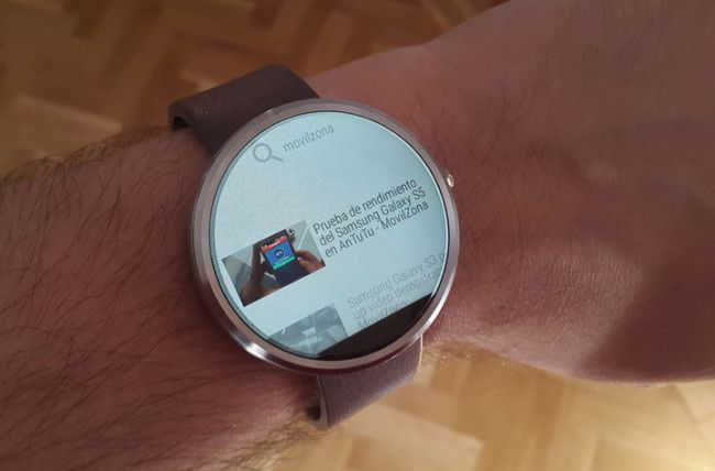 Videos de YouTube en Motorola Moto 360