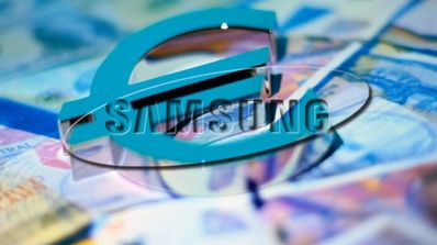 Logotipo de Samsung sobre dinero