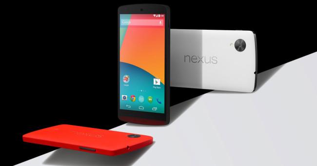 Nexus 5 en blanco, negro y rojo