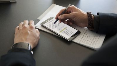 samsung-galaxy-note-4-tomando-notas