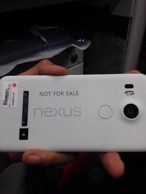 LG Nexus 5 2015 trasera blanca