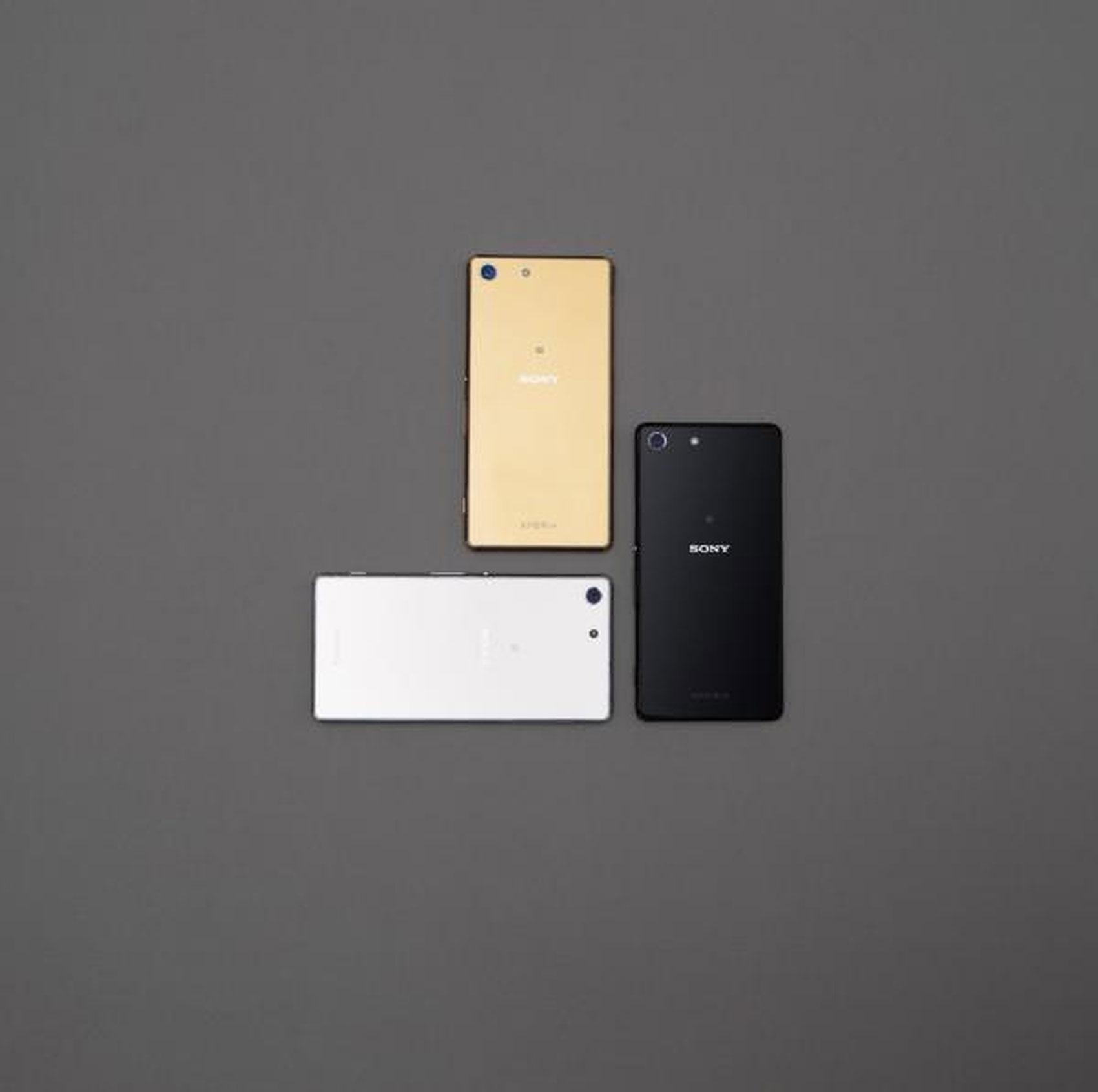 Sony Xperia M5 en color oro, blanco y negro