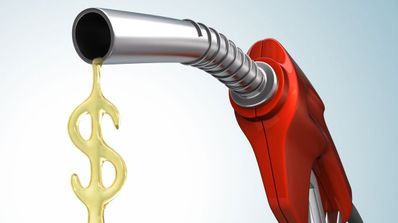 manguera de gasolina con simbolo de dólar