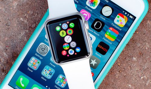 Apple Watch e iPhone 6s.