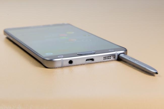 Samsung Galaxy Note 5 S Pen del revés