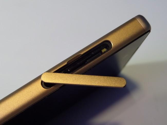 Sony Xperia Z5 dorado ranura sim microsD