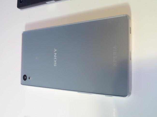 Sony Xperia Z5 traera plateado