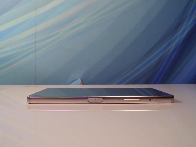 Sony Xperia Z5 Premium perfil