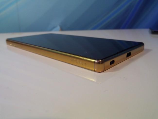 Sony Xperia Z5 Premium perfil dorado