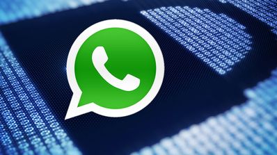 Logo de WhatsApp con fondo de candado pixelado
