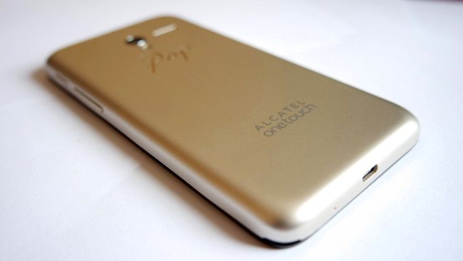Trasera del Alcatel OneTouch Pop 3 (5)