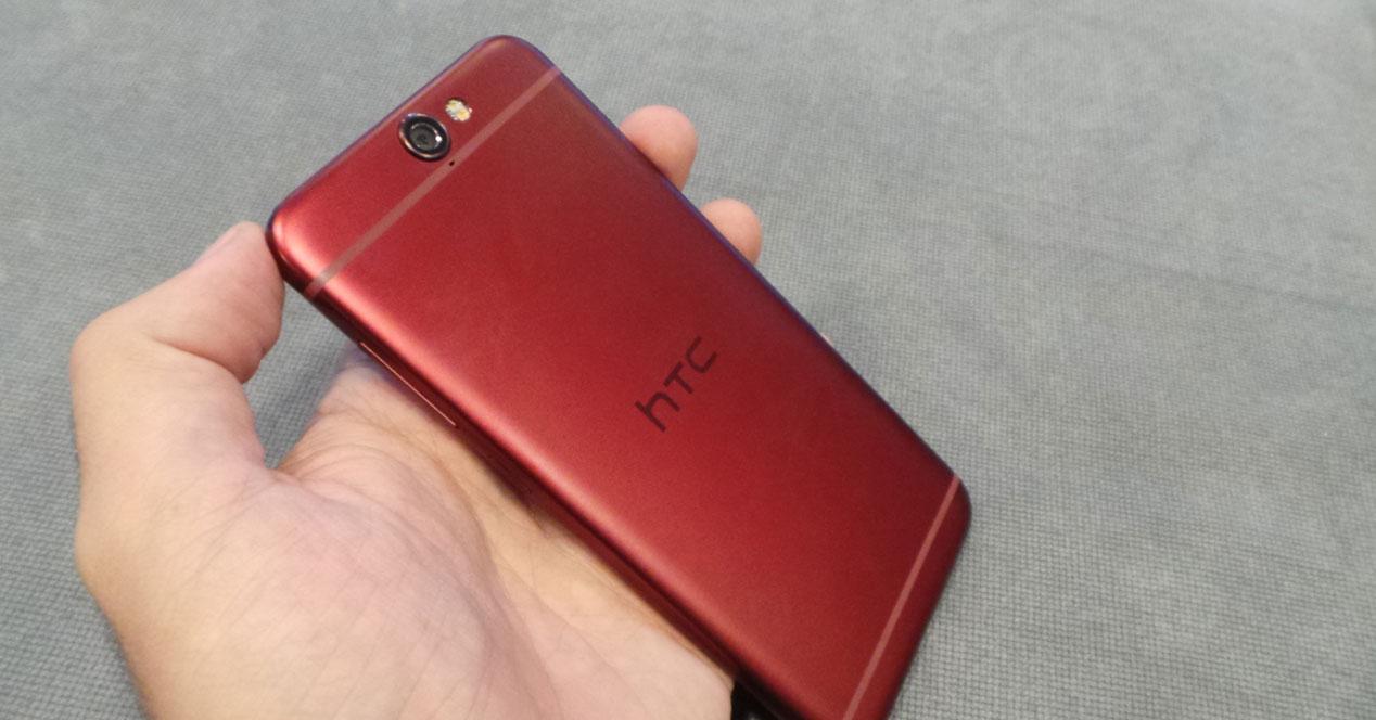 HTC-One-A9-red