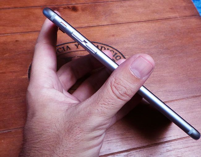 Lateral del iPhone 6s Plus
