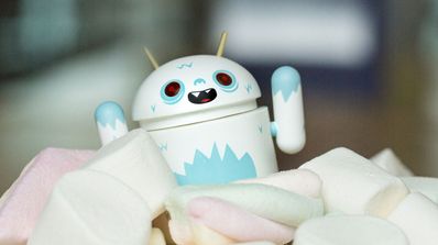 Androide yeti con marshmallows