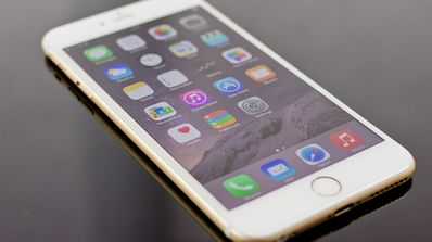 iPhone 6s en una mesa