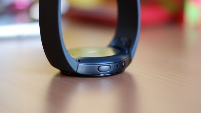lateral del Samsung Galaxy Gear S2