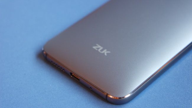 Parte inferior del Zuk Z1