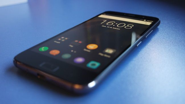 Pantalla del Zuk Z1