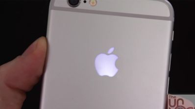 Logotipo de Apple iluminado con luz LED