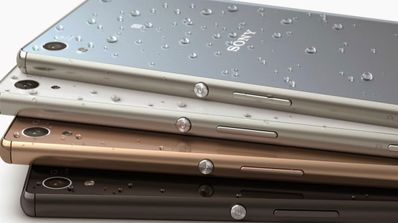 Sony Xperia Z5 mojado en colores