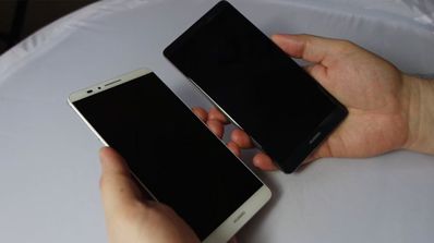 Mate 8 y Mate 7 en la mano