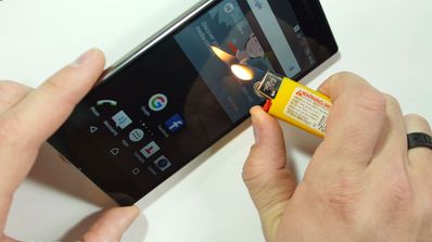 Sony Xperia Z5 Premium cromado con mechero