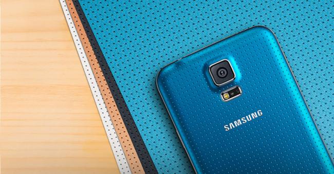 Samsung Galaxy S5 de color azul