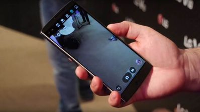 lg v10 toma de contacto