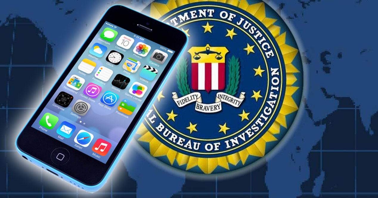 iPhone 5c azul con logo del FBI de fondo