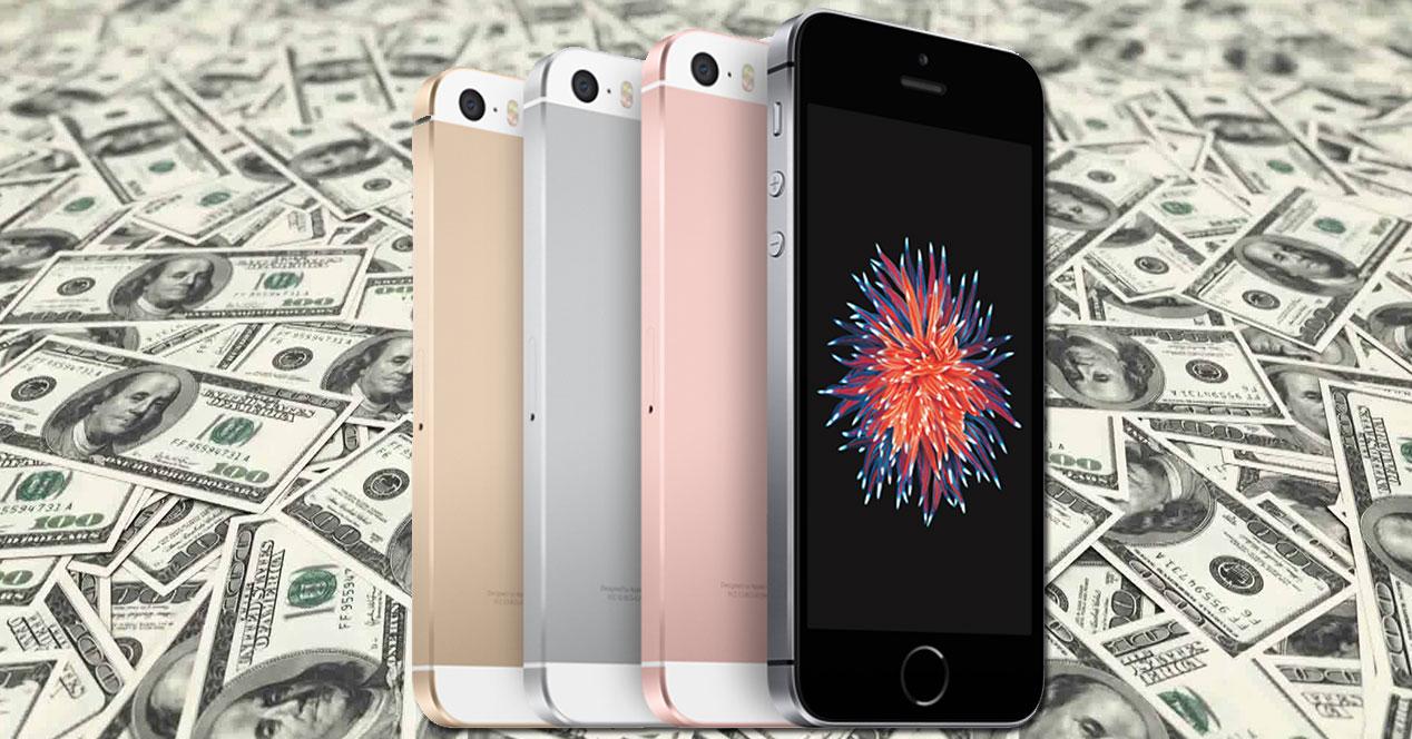 iPhone SE y sus colores sobre fondo de dolares