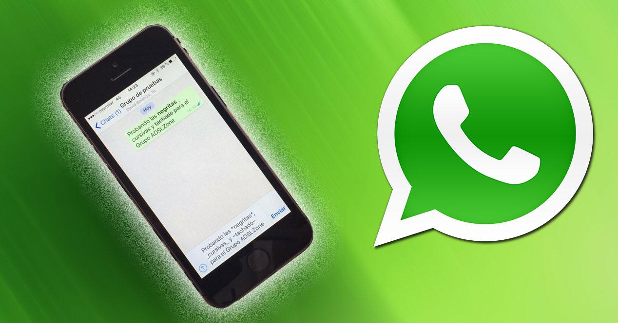 iPhone con Whatsapp con texto con formato con logo