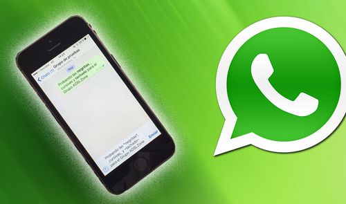iPhone con Whatsapp con texto con formato con logo