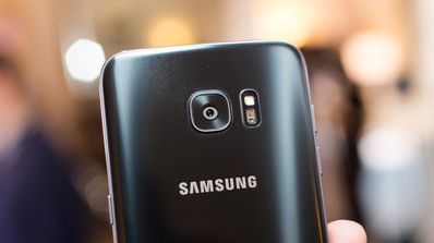 Samsung Galaxy S7 color negro camara