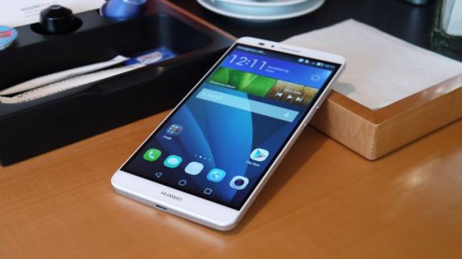 Huawei Ascend Mate 7 en color blanco