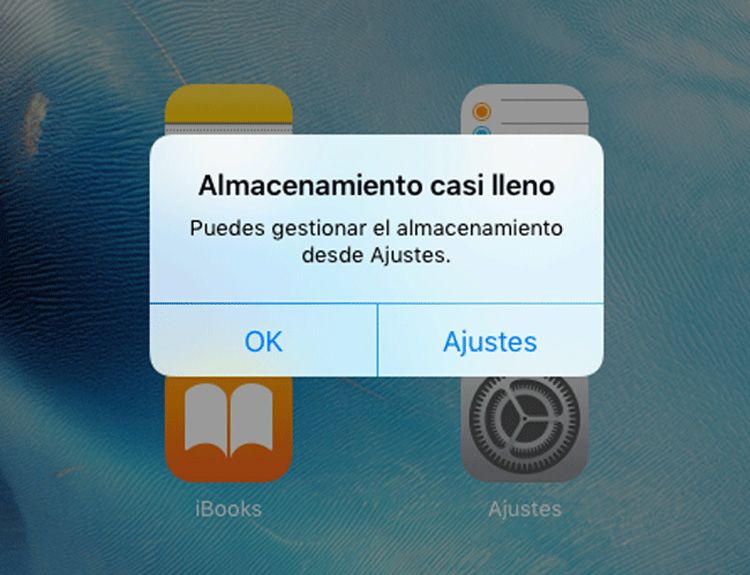 Aviso de memoria llena en iPhone