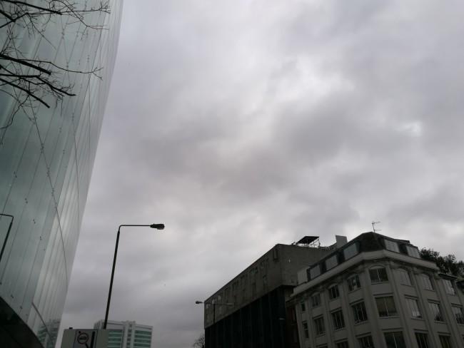 cielo nublado Londres