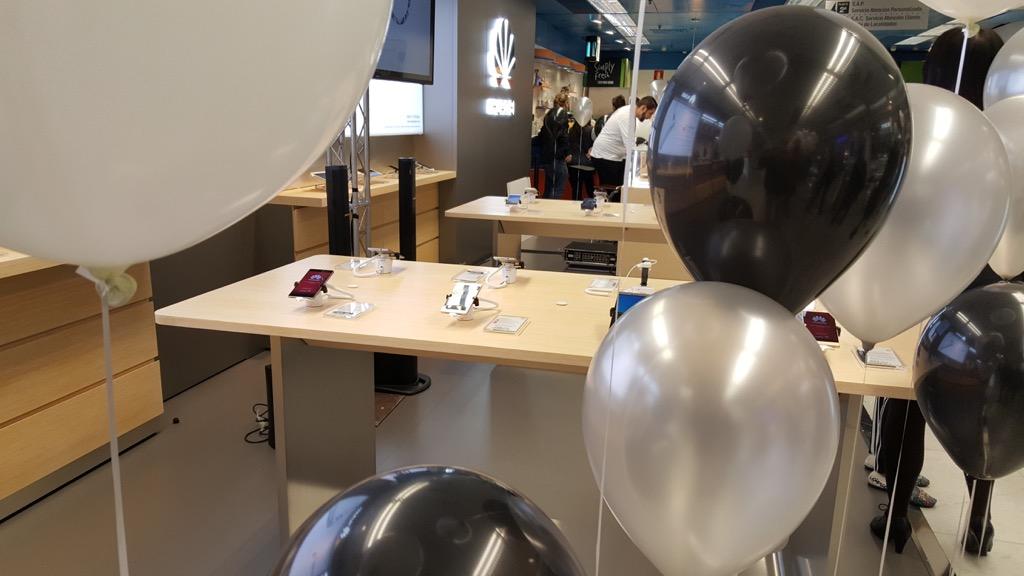 Huawei tienda el corte ingles con globos