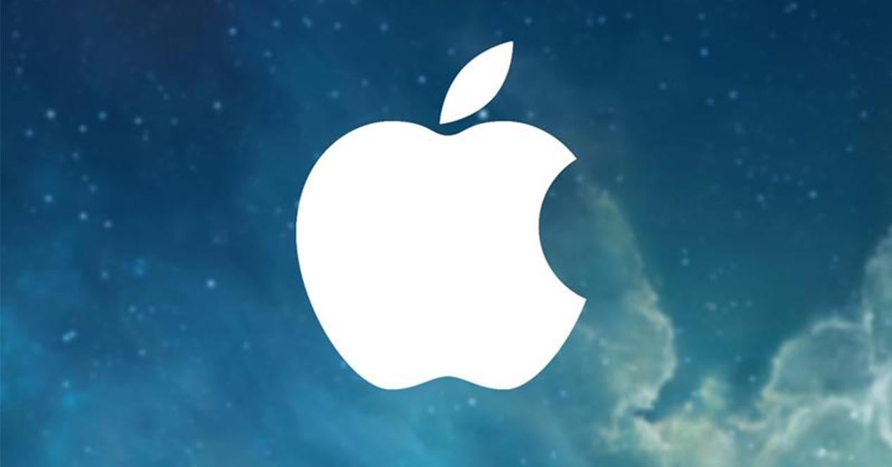 Logo de Apple sobre fondo azul