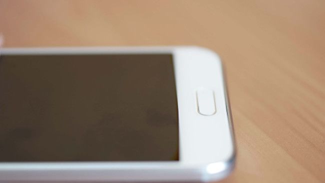 Lateral del HTC 10