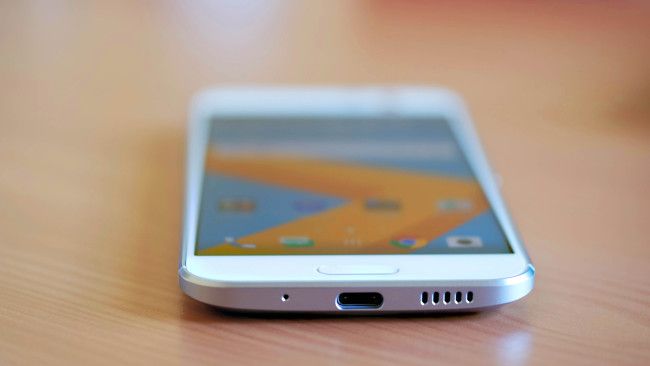 Puerto USB del HTC 10