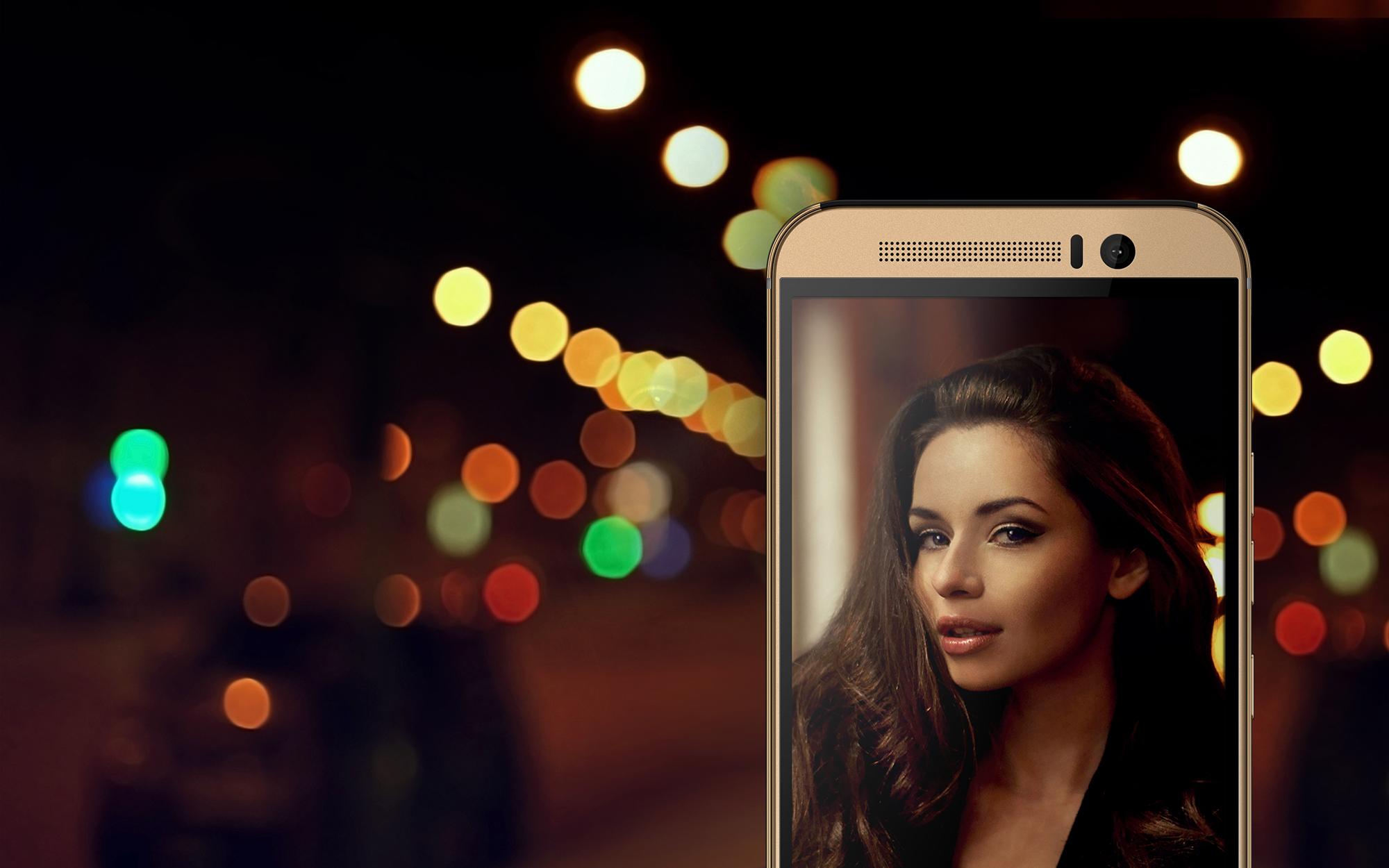 HTC M9 Prime camera edition oro con chica en pantalla