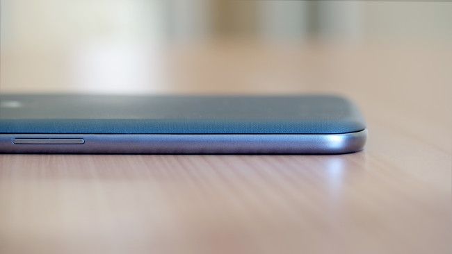 Acabado lateral del Motorola Moto G4 Plus