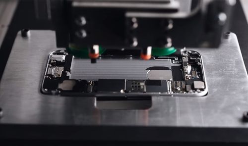 Robot Liam de Apple